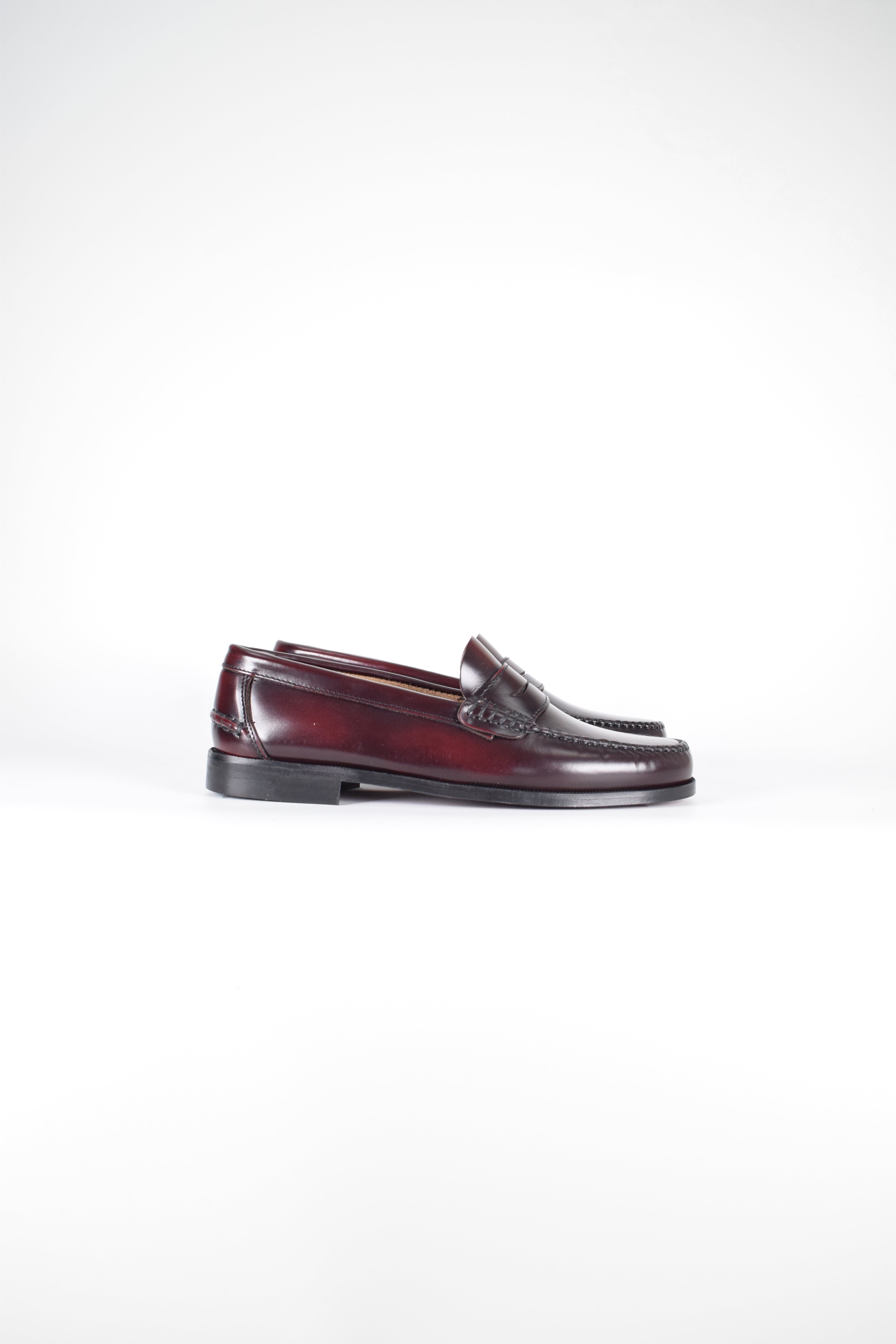 Mocasines de piel Elegancia - Mujer - Burdeos - Suela de Goma