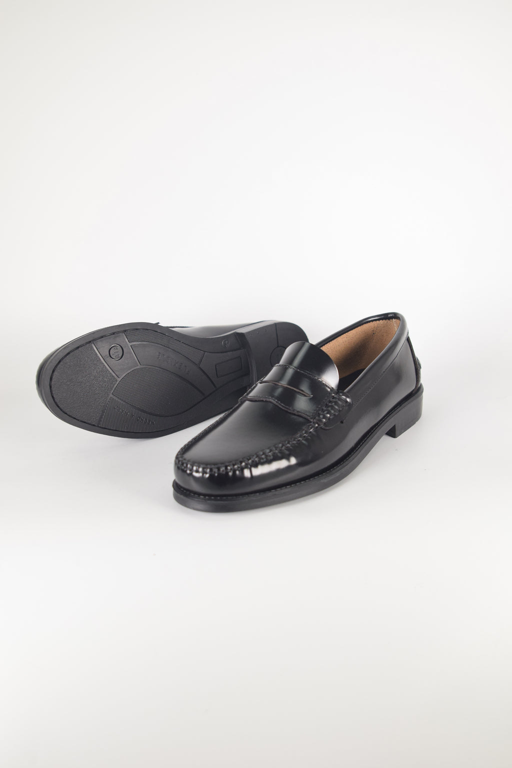 Mocasines de piel Elegancia - Mujer - Negro - Suela de Goma